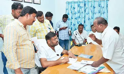 Srikalahasti MLA vows swift action on land disputes in Rajiv Nagar
