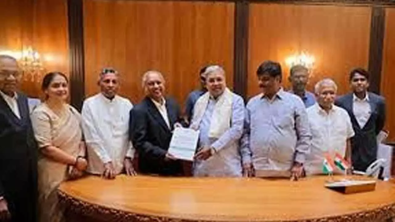 Justice Nagmohan Das commission submits interim report to CM