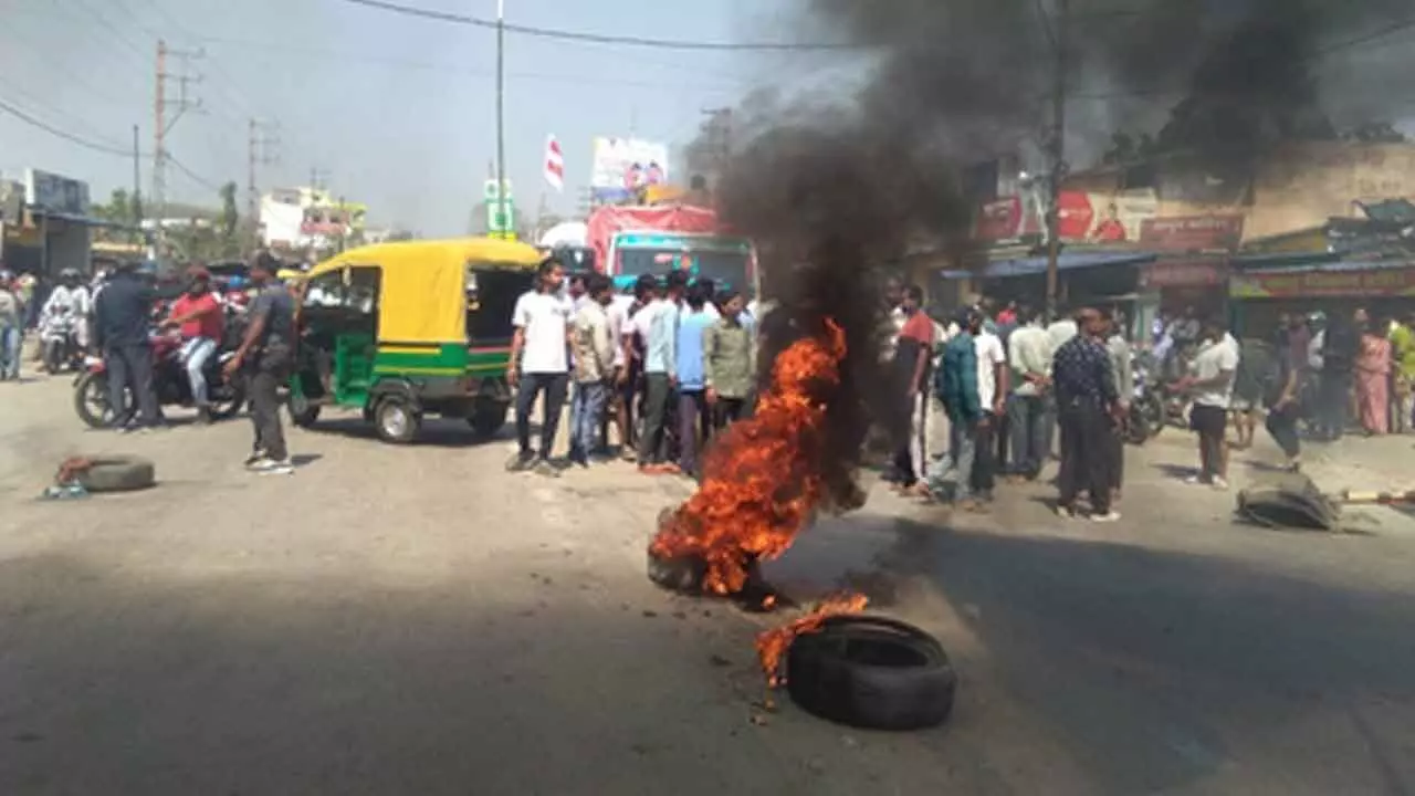 Massive protests in Ranchi over shopkeeper’s murder; markets shut, roads blocked Massive protests in Ranchi over shopkeeper’s murder; markets shut, roads blocked