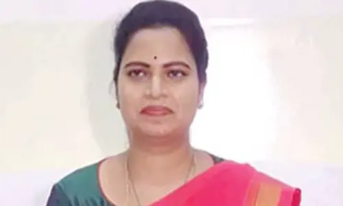 HC refuses anticipatory bail to YSRCP leader Rajini