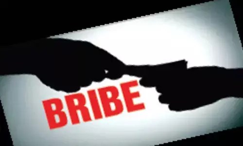 TGSPDCL engineer caught taking Rs 30,000 bribe