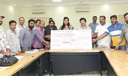 Tourism Minister assures to resolve workers’ woes