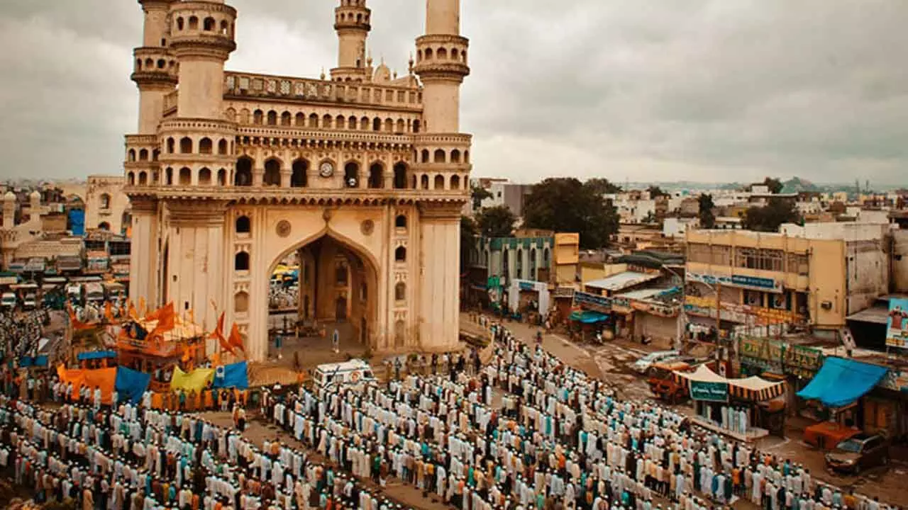 Eid-ul-Fitr Prayer Timings in Hyderabad: Mosques and Eidgahs Schedule Eid-ul-Fitr Prayer Timings in Hyderabad: Mosques and Eidgahs Schedule