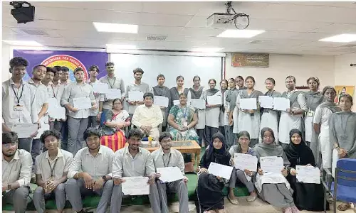 Hindi workshop held on importance of translation