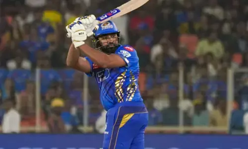 IPL 2025: He is still relying on his natural talent & instincts, Manjrekar shows concerns over Rohits form