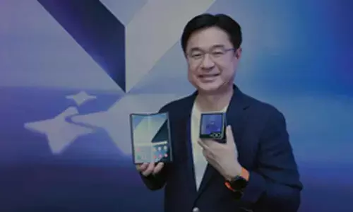 Foldable smartphones to see robust comeback in 2026 globally