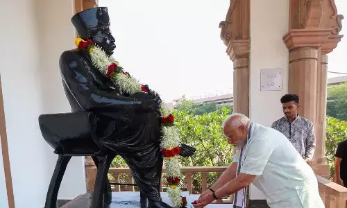 Modi pays tributes to RSS founders