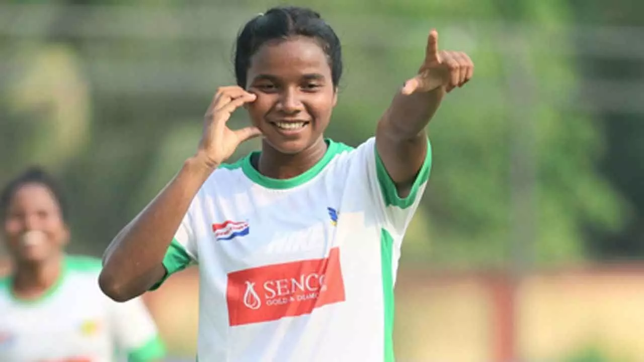 IWL 2024-25: Mousumi Murmu brace helps Sribhumi FC beat Nita FA IWL 2024-25: Mousumi Murmu brace helps Sribhumi FC beat Nita FA
