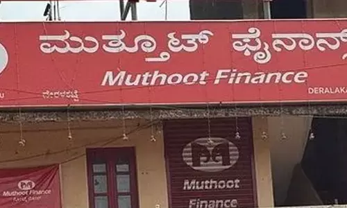 Robbery attempt foiled at Muthoot Finance branch in Derlakatte