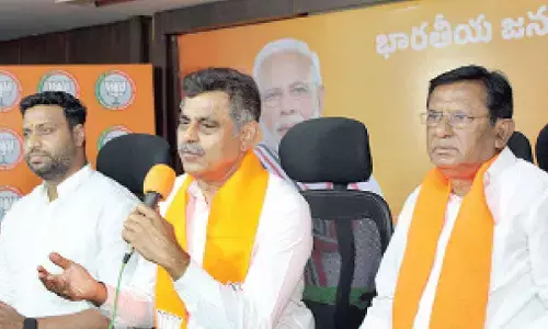 Strongly condemn sale of UoH lands: Chevella MP Konda