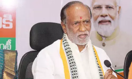 UoH land row echoes in Parl