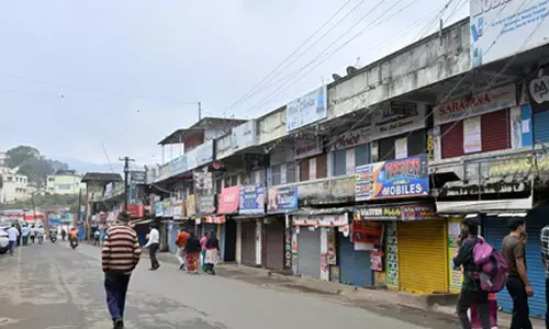 TN: Shops and businesses in Nilgiris shut down against e-pass system