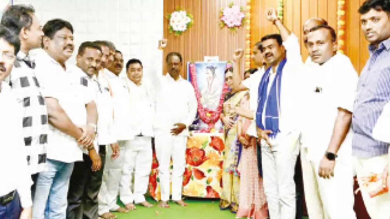 Sardar Papanna fought for egalitarian society, says MLA GSR