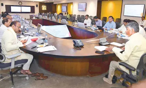 Naidu orders overhaul of TTD services