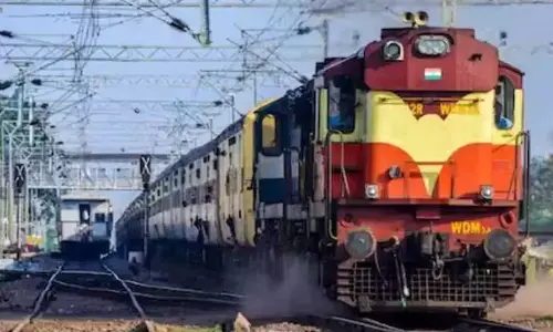 Temporary augmentation of trains with additional coaches