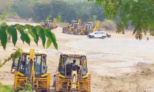 HC halts work on 400-acre land parcel till today
