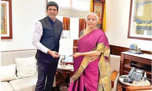 Centre agrees to solve problems in AIIMS