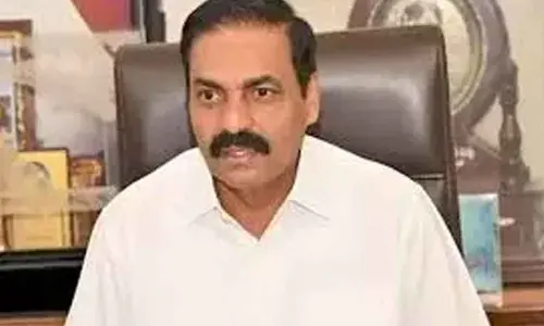 AP Police Serve Third Notice at Kakani’s Hyderabad Residence in Illegal Mining Case