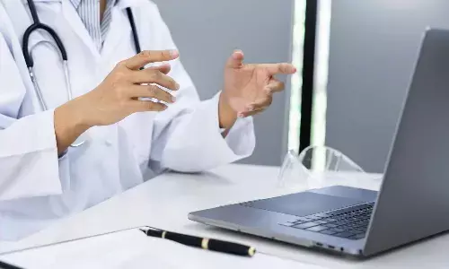 Understanding the Difference: Online Therapists vs Online Psychologists