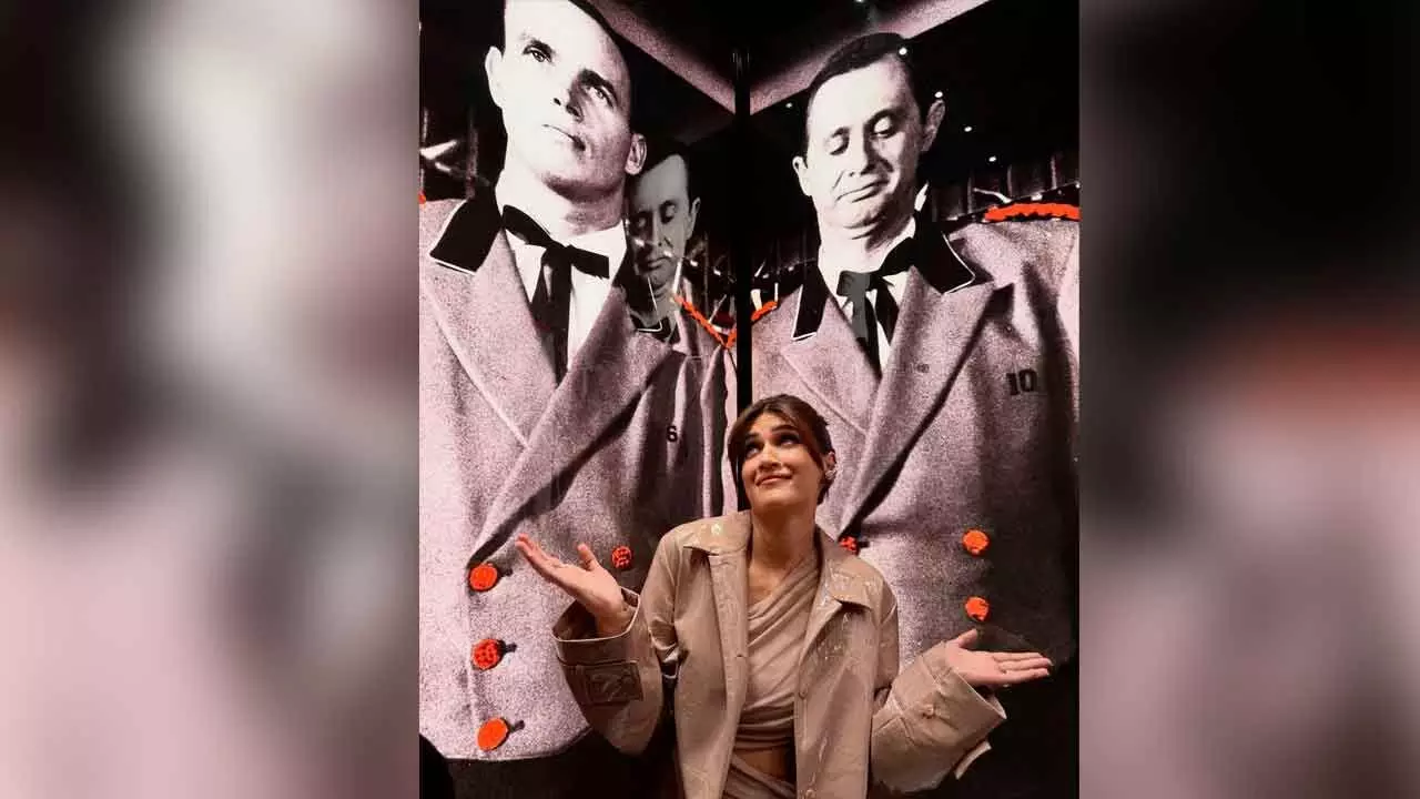 Kriti Sanon shows us how she ‘March-ed into April’ Kriti Sanon shows us how she ‘March-ed into April’