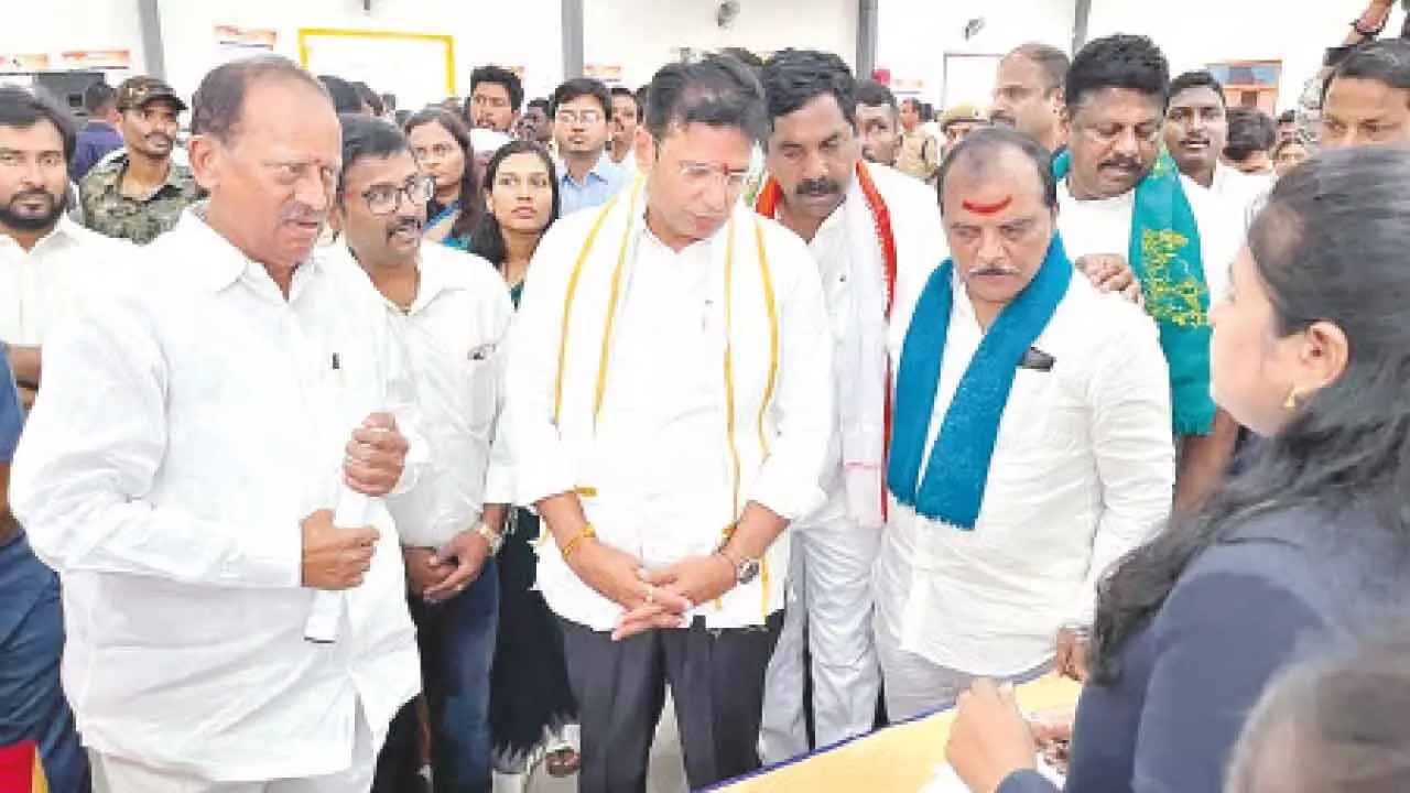 3,000 youth compete for each govt job, says Sridhar Babu 3,000 youth compete for each govt job, says Sridhar Babu