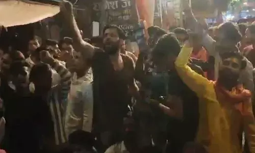 Hindu Groups Protest Loudspeaker Removal Before Ram Navami Procession In Kanpur