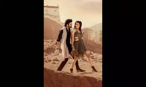 ‘Priyamara’ from ‘Akkada Ammayi Ikkada Abbayi’ is a melodic celebration of love