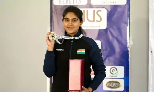 CM Revanth Reddy congratulates Hyderabad shooter Esha Singh for winning silver at ISSF World Cup 2025