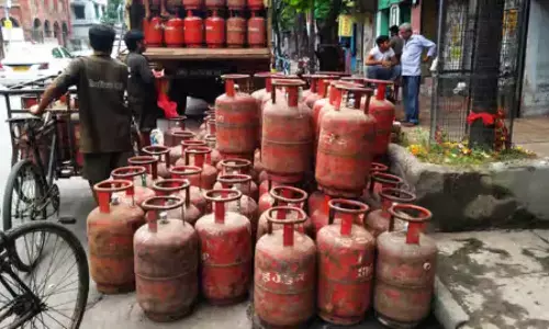 Government Increases LPG Cylinder Prices by ₹50 Amidst Rising Fuel Taxes​