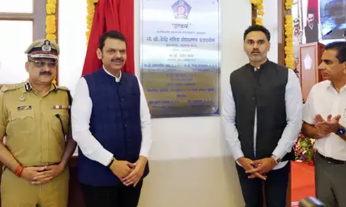 Mumbai Police capable of meeting cyber crime challenges: CM Fadnavis