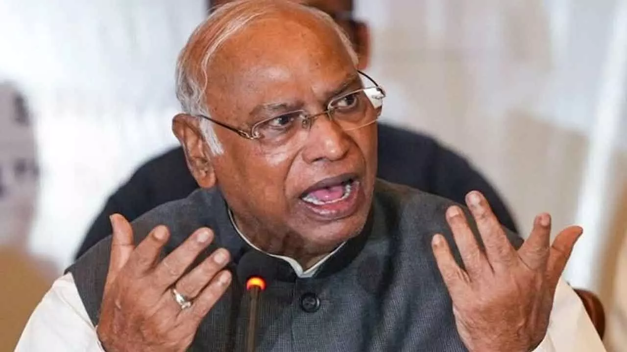 Kharge flays Modi for skipping all-party meet on Pahalgam attack Kharge flays Modi for skipping all-party meet on Pahalgam attack