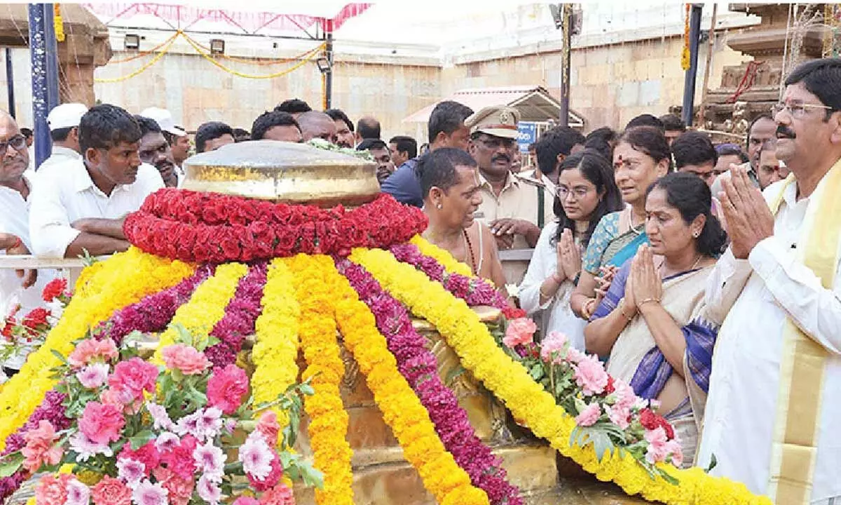 Kalyanam to be conducted in a festive atmosphere: Anam Kalyanam to be conducted in a festive atmosphere: Anam