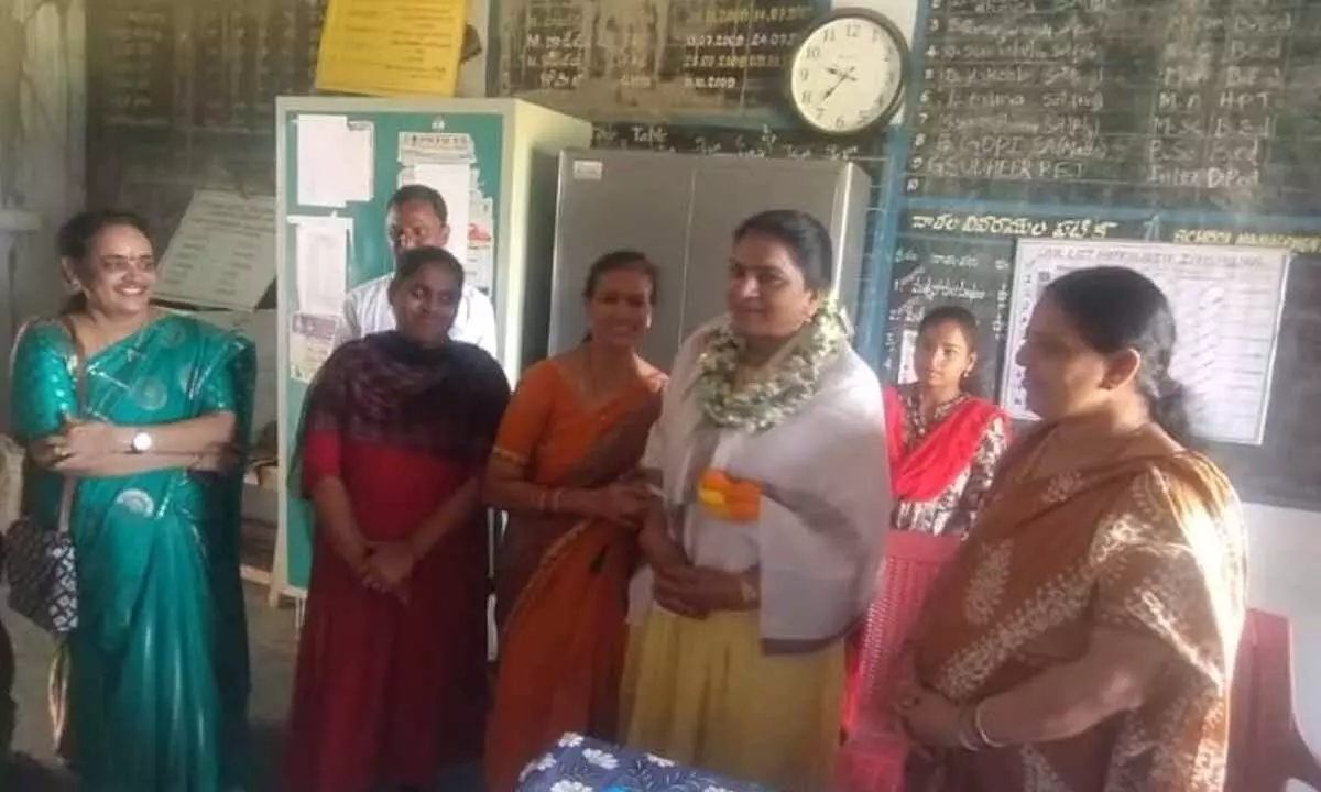 District Legal Cell Secretary Kavitha Devi Inspects Pulikal Government High School, Emphasizes Nutritious Midday Meals and Student Welfare District Legal Cell Secretary Kavitha Devi Inspects Pulikal Government High School, Emphasizes Nutritious Midday Meals and Student Welfare