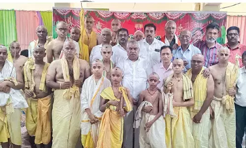 Mass Upanayanam for Brahmin boys organised