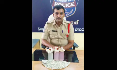 SI caught in ACB trap