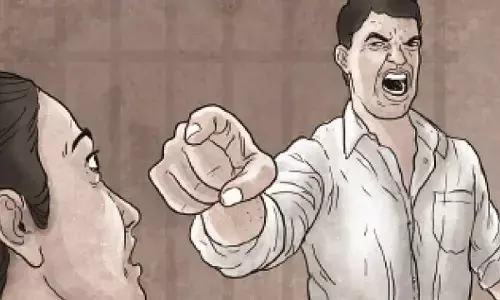 2 women assaulted for saying excuse me