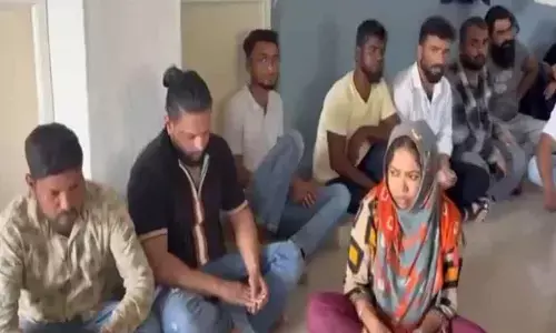 Hyderabad: Mujra party busted, 14 held with ganja