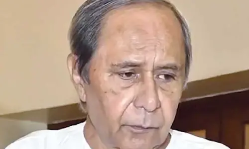 Naveen gives clean chit to Pandian