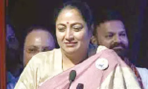 Our lives will be better by following what Modi, gurus say: CM