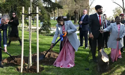 Slovakia President dazzled by PM Modis ‘Ek Ped Maa Ke Naam’ initiative, hints at replicating it