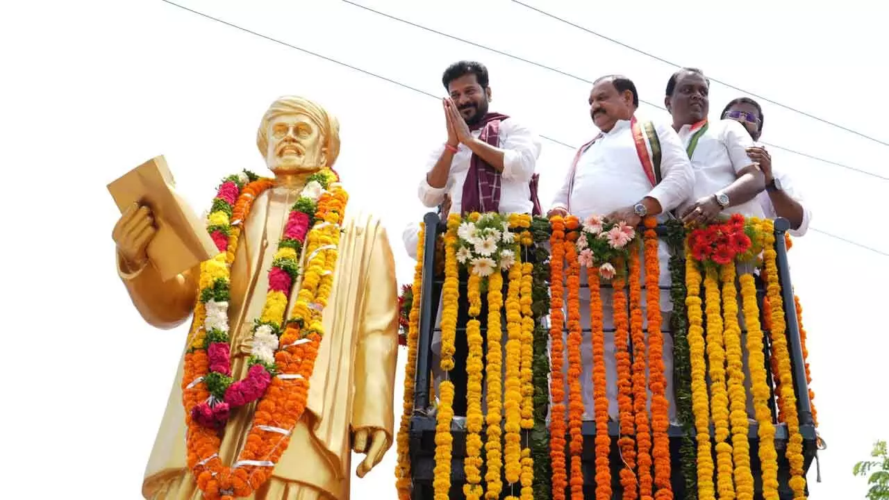 CM Revanth inspects location for Jyotiba Phule statue installation CM Revanth inspects location for Jyotiba Phule statue installation