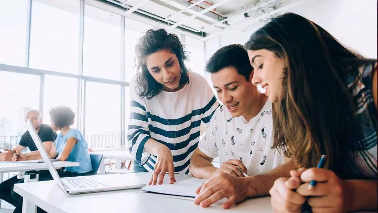 The role of internships in transforming engineering education The role of internships in transforming engineering education