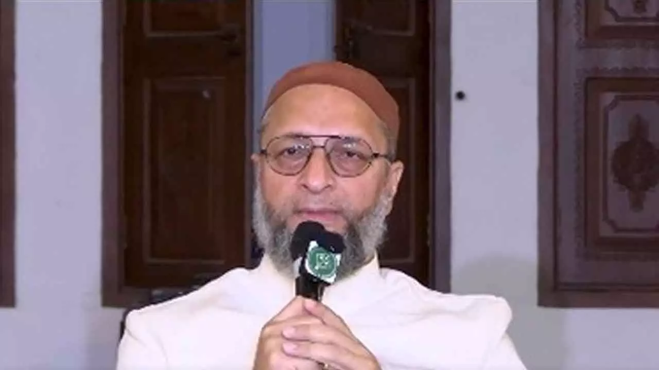 Owaisi appeals to PM Modi to reconsider Waqf Amendment Act Owaisi appeals to PM Modi to reconsider Waqf Amendment Act
