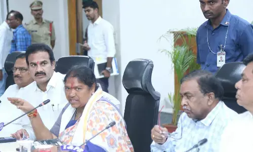 Seethakka focuses on Warangal development