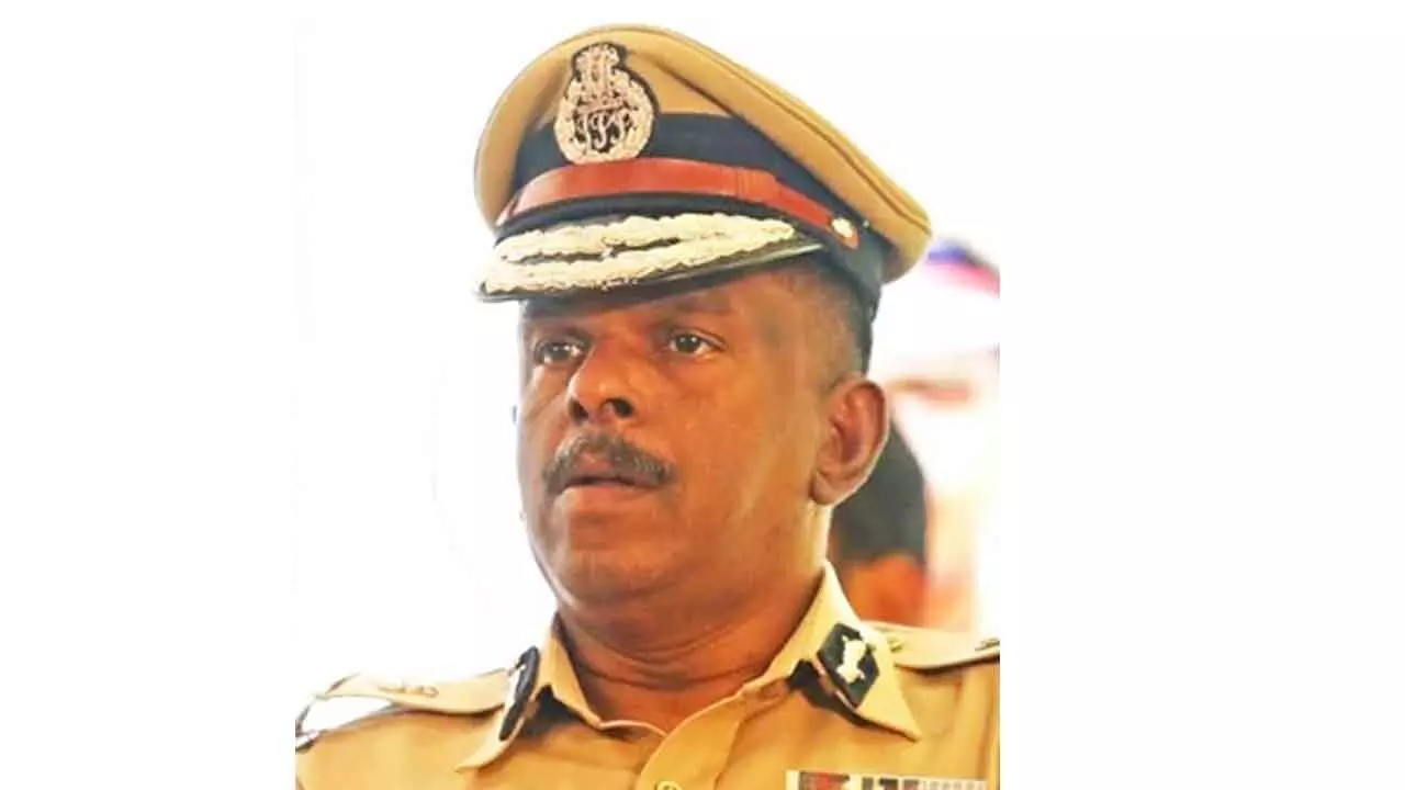 Jolt for Kerala cop close to CM Vijayan as state police chief recommends case be filed against him Jolt for Kerala cop close to CM Vijayan as state police chief recommends case be filed against him