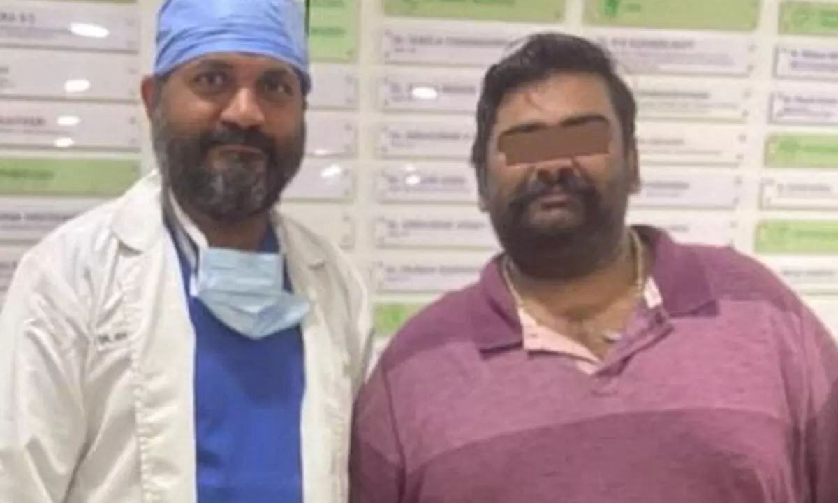 35-yr-old weighing 160 kgs loses 48 kgs after robot-aided bariatric surgery 35-yr-old weighing 160 kgs loses 48 kgs after robot-aided bariatric surgery