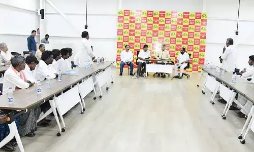 Naidu assures full support to SC families in Atmakur