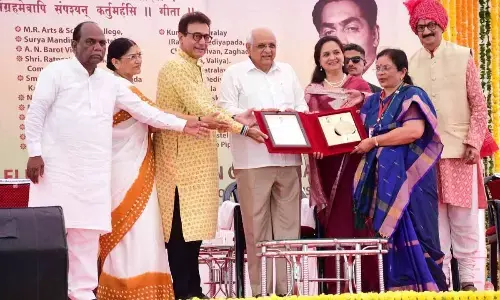 AKNU VC Prasanna Sree receives Ratnasinhji Mahida Award