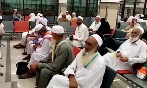 Thousands of Pakistanis set to miss Haj due to payment delay, quota issues