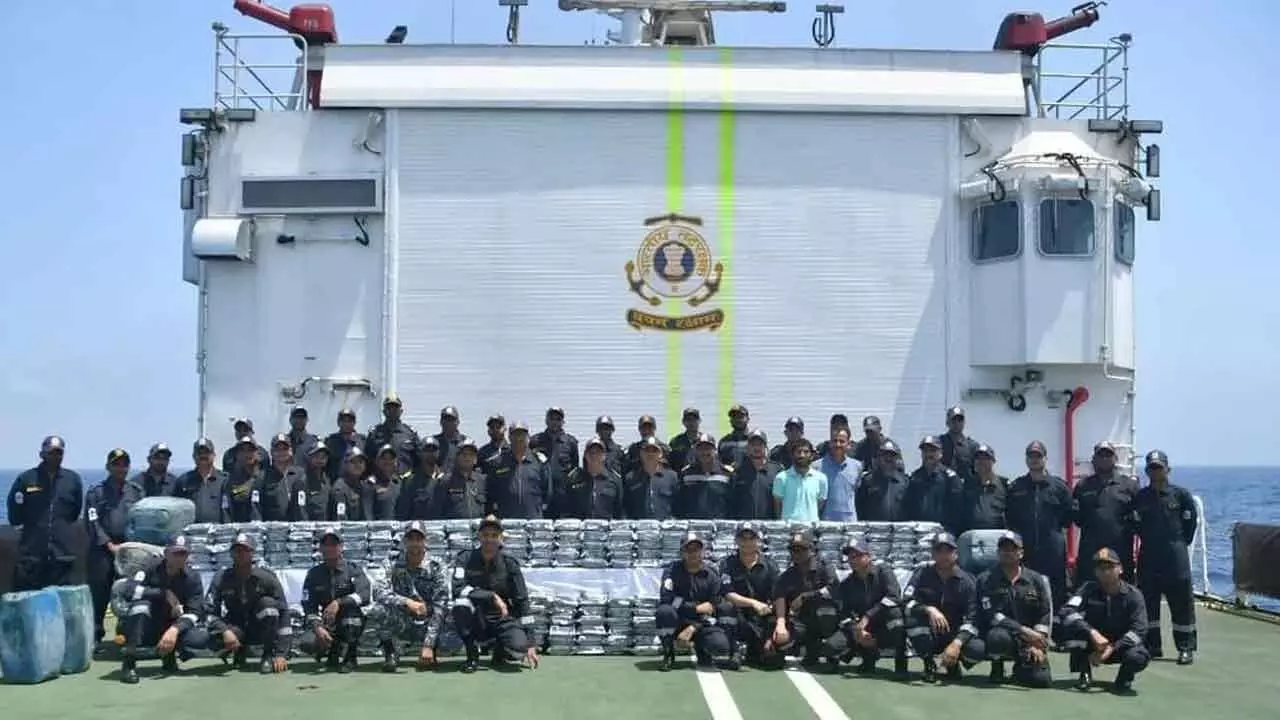 Drugs worth Rs 1,800 cr dumped by Pak smugglers seized Drugs worth Rs 1,800 cr dumped by Pak smugglers seized